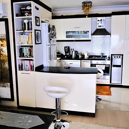 Апартаменты Konyaalti Walking Distance To Konyaalti